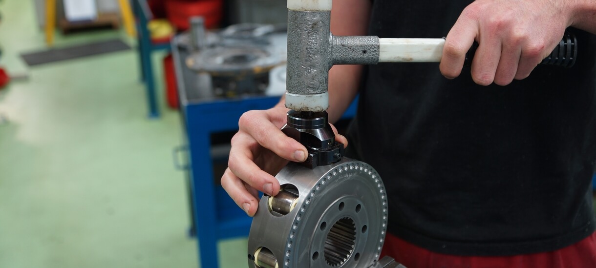 Réparation hydraulique sur pompe / moteur Poclain Hydraulics